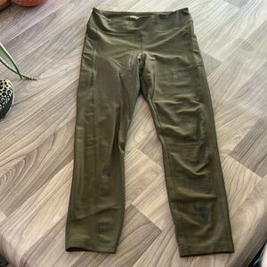 Under Armour project rock, army, green warrior women’s leggings, medium